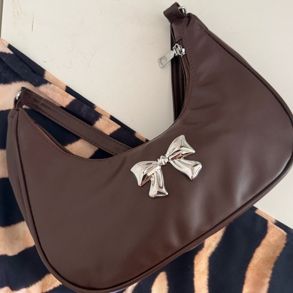 Brown leather shoulder bag with bow detail | armpit dumpling crescent moon purse - Picture 6 of 11
